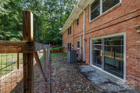 A home in Hendersonville