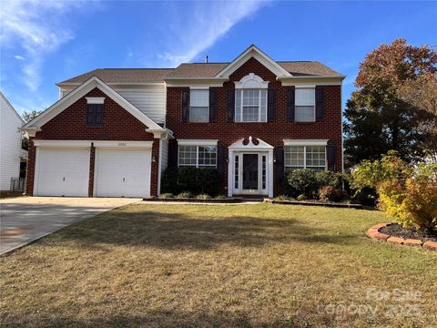 Photo of 6092 Creekview Court, Harrisburg, NC 28075 (MLS # 4315062) Photo of 6092 Creekview Court, Harrisburg, NC 28075 (MLS # 4315062)