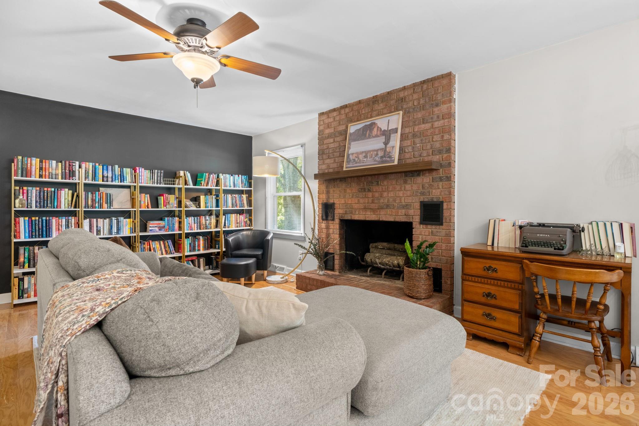 2729 Sandy Ford Road