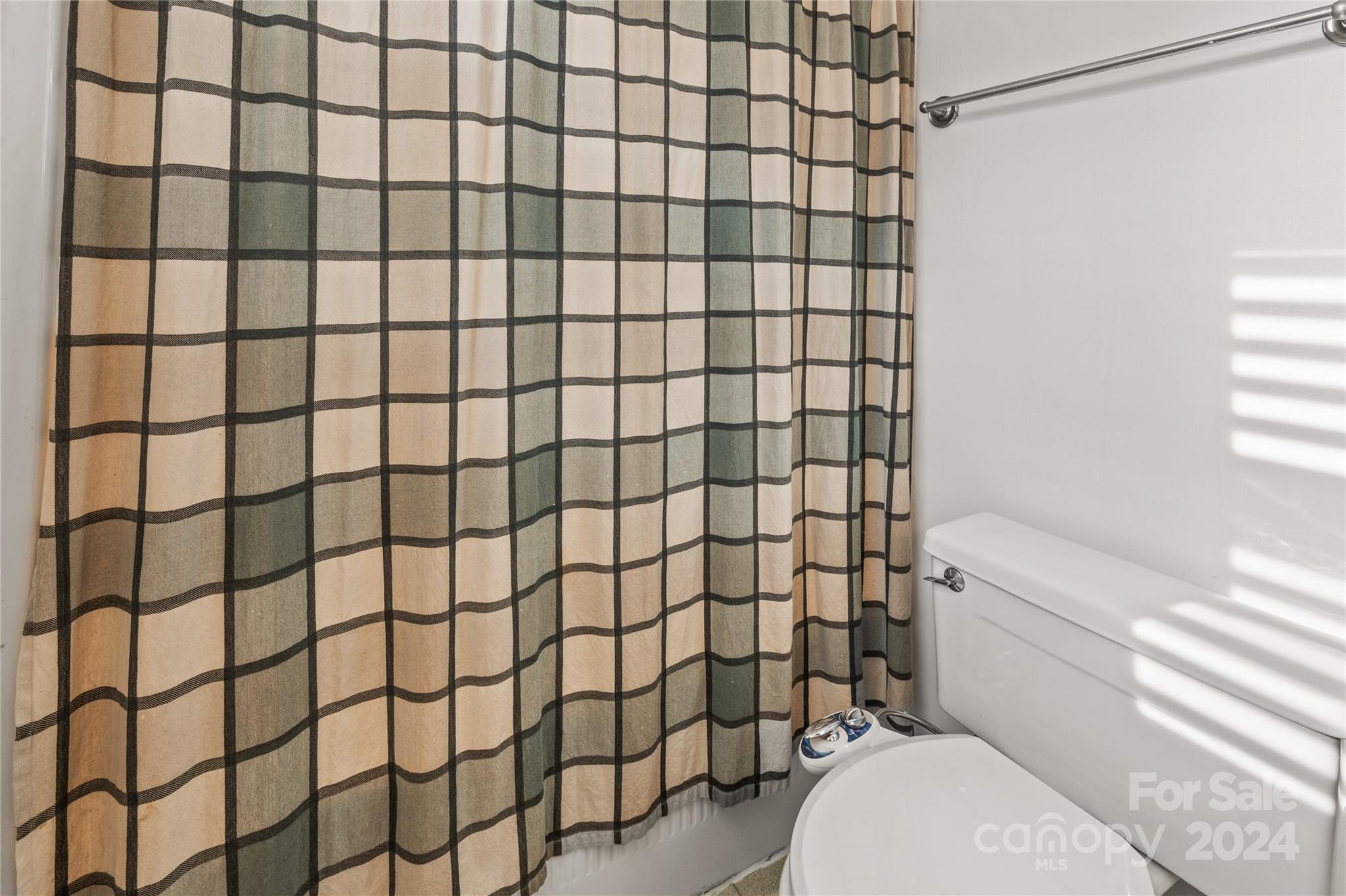 Falconbridge - Residential