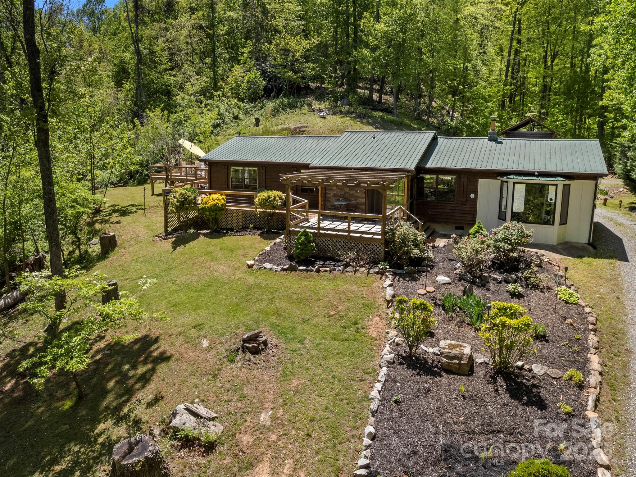 44 Sutton Knob Road