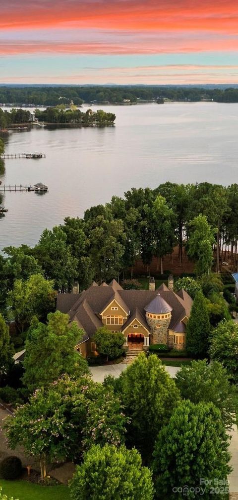 A home in Mooresville