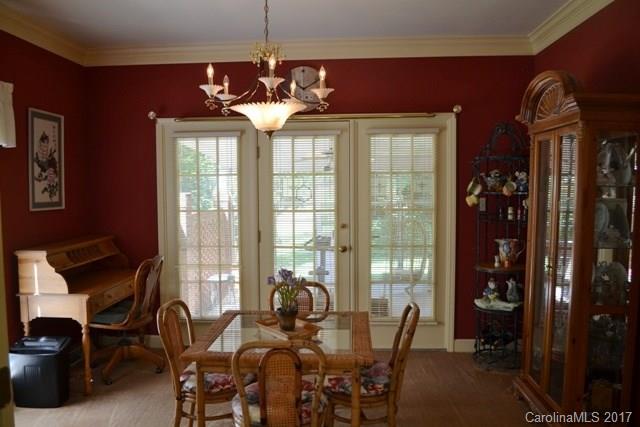 Meadow Lakes - Residential