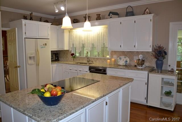 Meadow Lakes - Residential