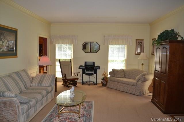 Meadow Lakes - Residential