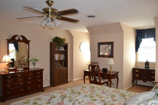 Meadow Lakes - Residential