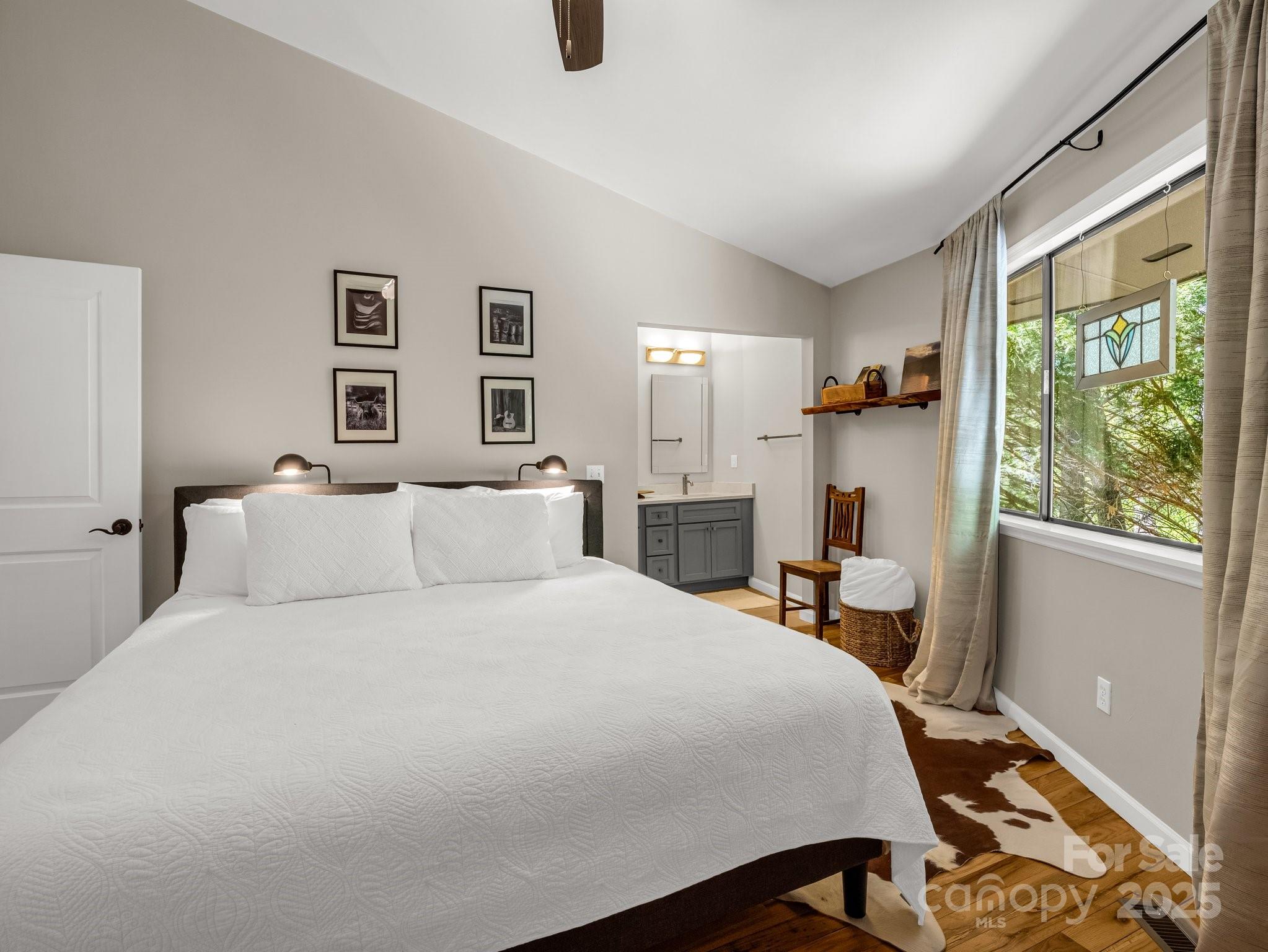 Rumbling Bald on Lake Lure - Residential