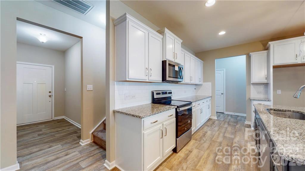 8550 River Ridge Drive