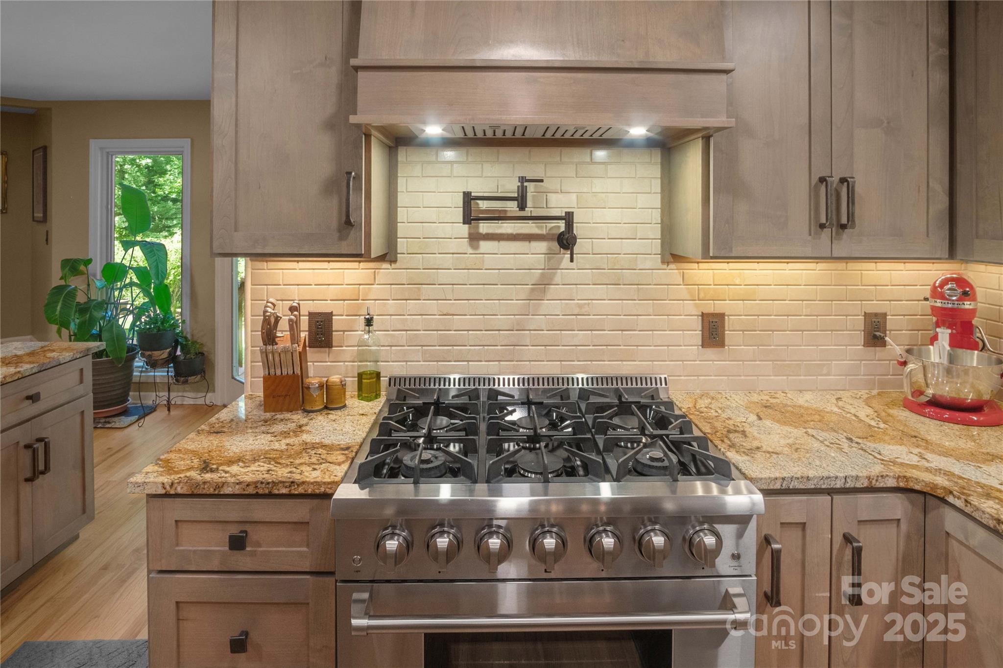 Snaffles - Residential