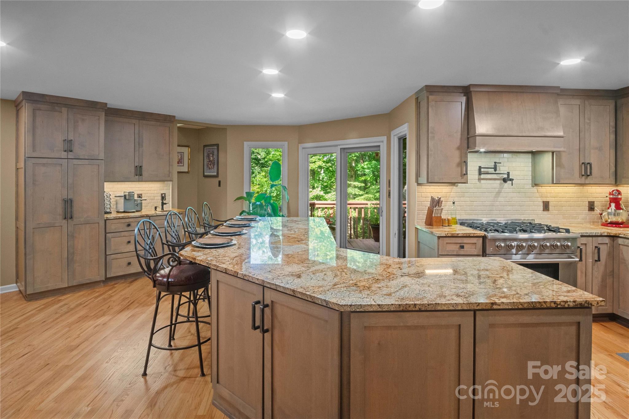 Snaffles - Residential