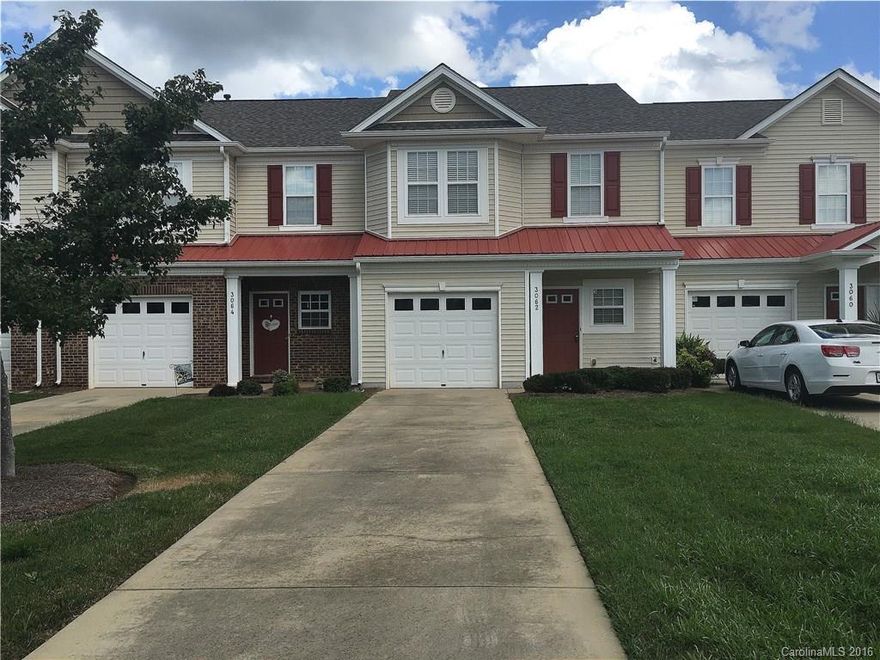 Exceptional Opportunity for Move-In Ready 2 BR/2.1BA Townhome w/Loft + Garage on One of Best Cul-De-Sac Lots in Popular Arlington! Extra Spacious Open Floor Plan! Great Room w/Gas Log Fireplace Open to Dining & Kitchen w/42" Cabinets, Seated Breakfast Bar + Pantry! Dual Master Suites Up w/Cathedral Ceilings. HUGE Walk-ins + Spa Baths! Large Patio + Outside Storage! Excellent Amenities Including Pool, Recreation Area + Fitness Center! Incredible Location Only 3 Miles South of Ballantyne!