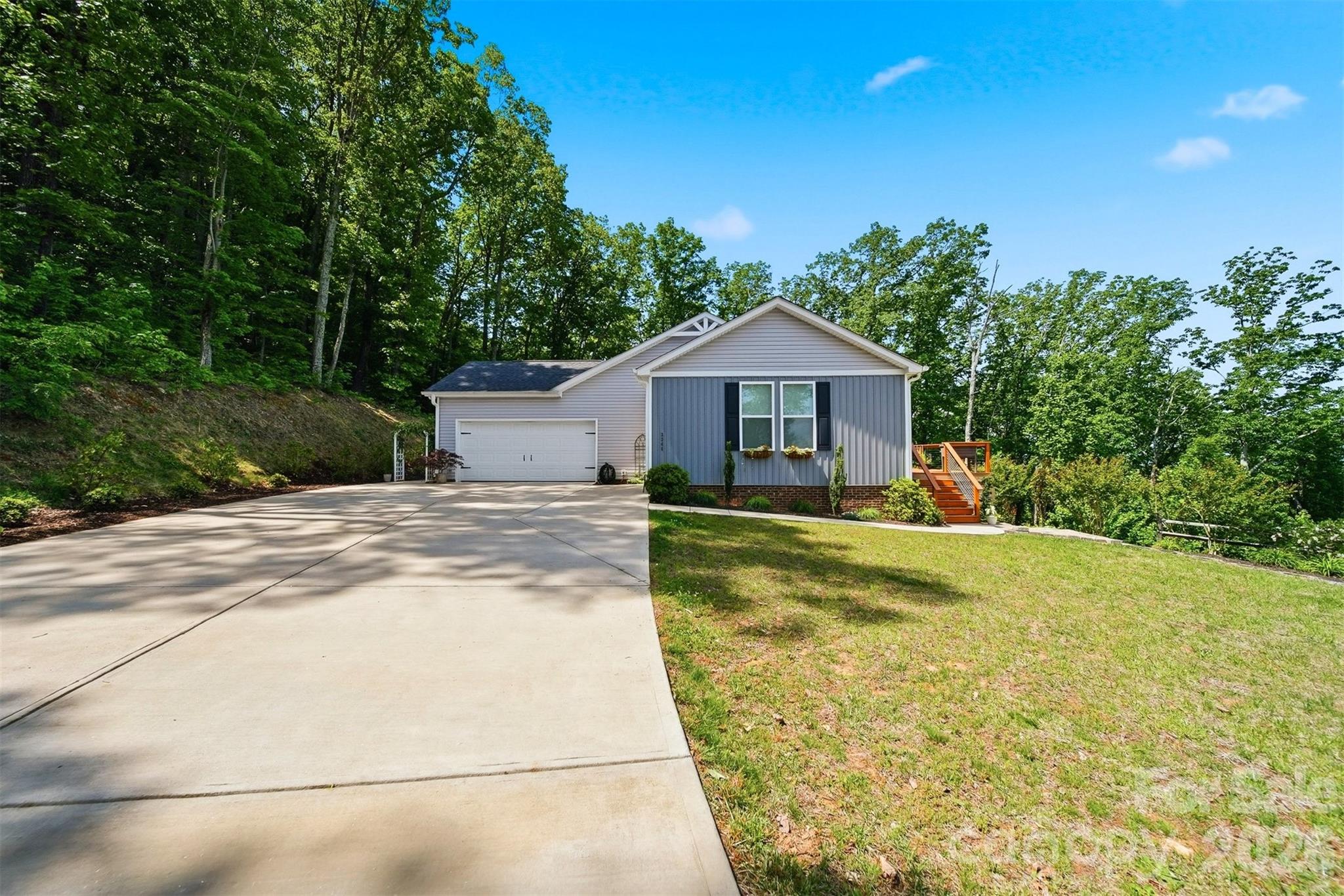3346 Stones Throw Circle
