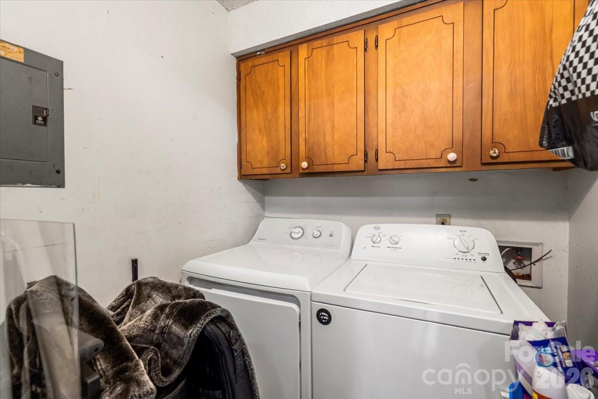 Four Seasons - Residential