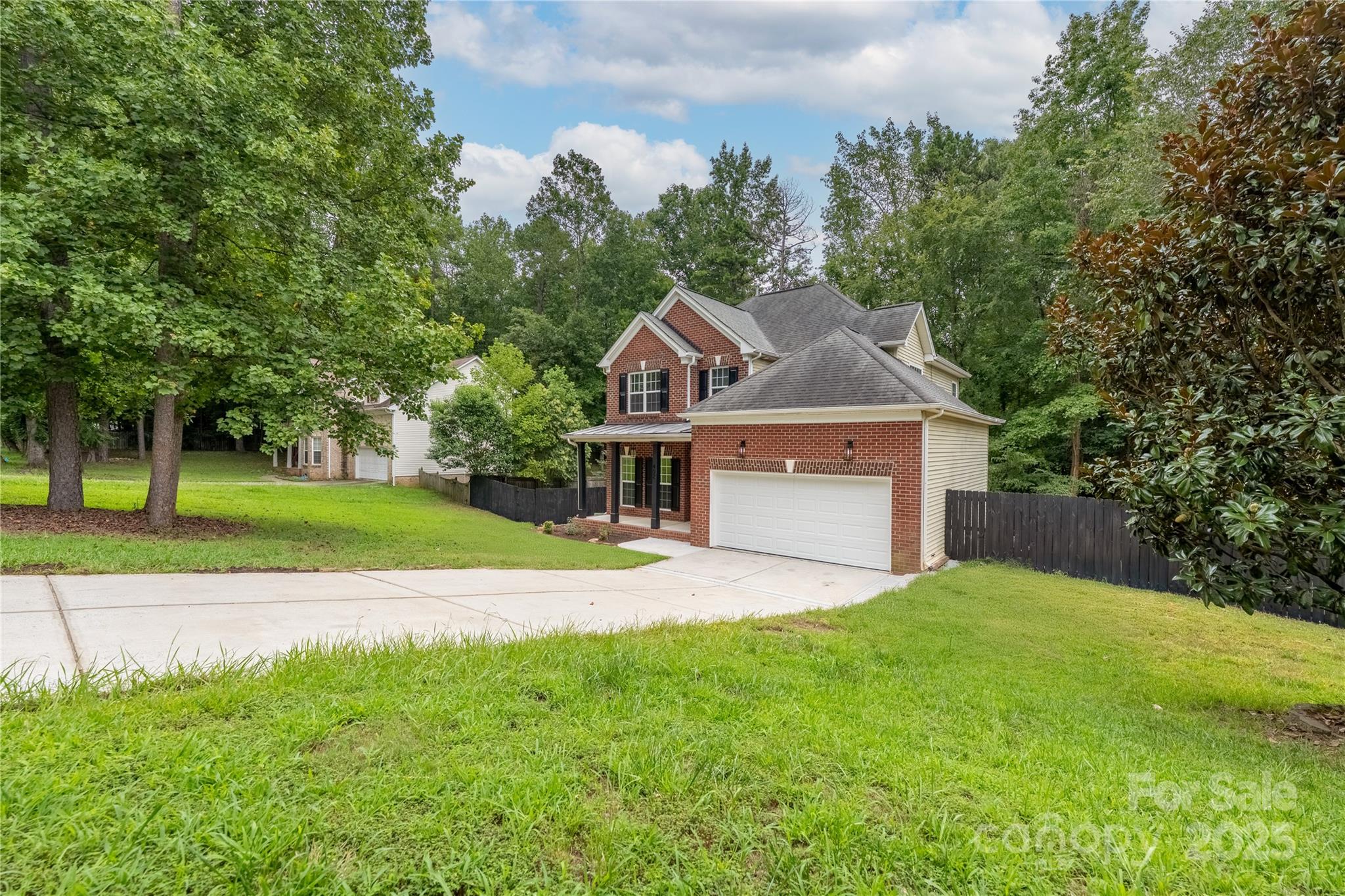 402 Sardis Road N