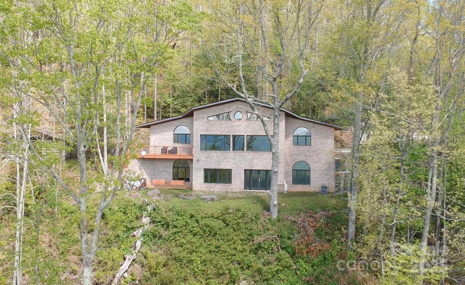 212 Chestnut Forest Road