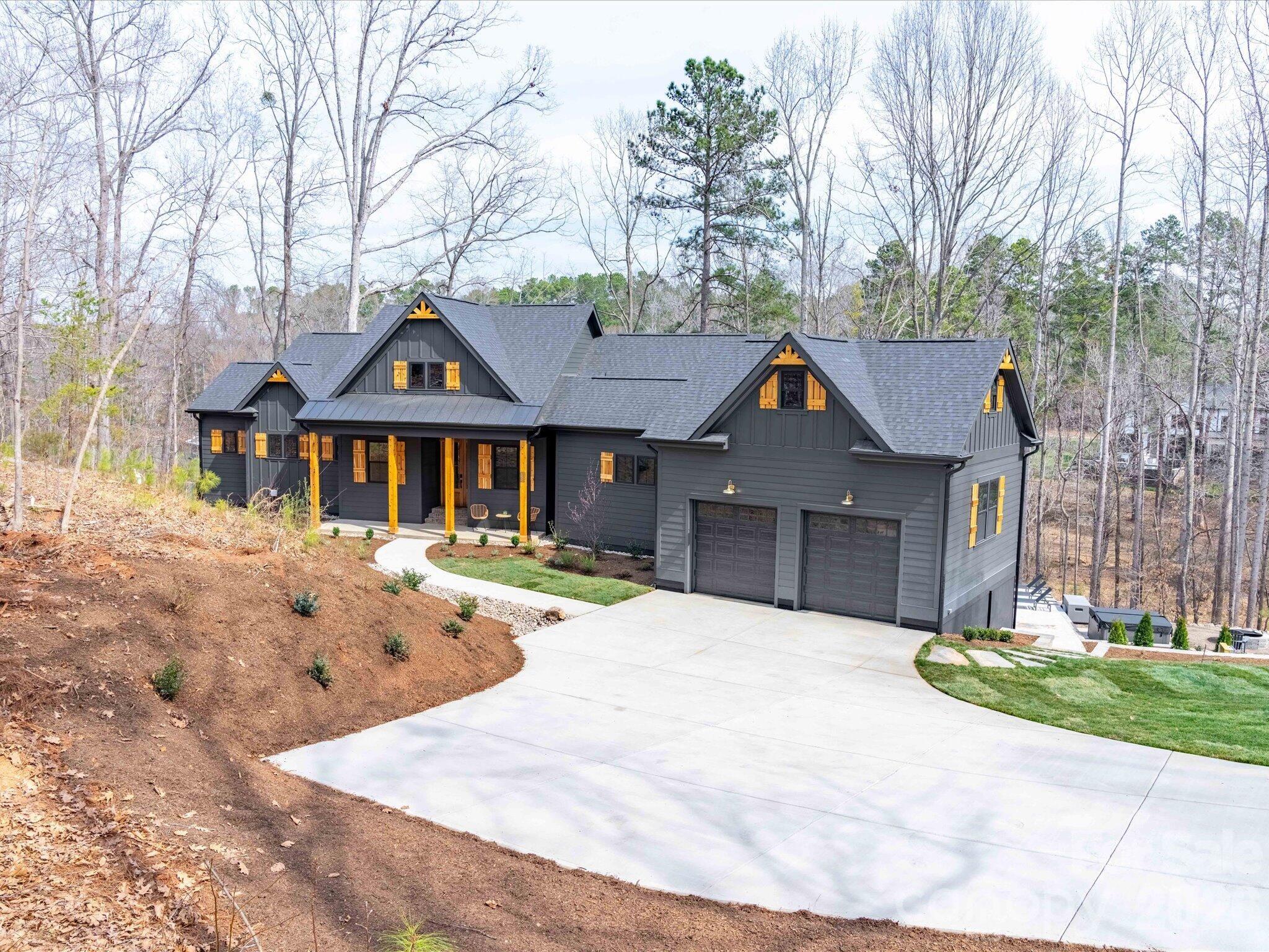 562 Normandy Road