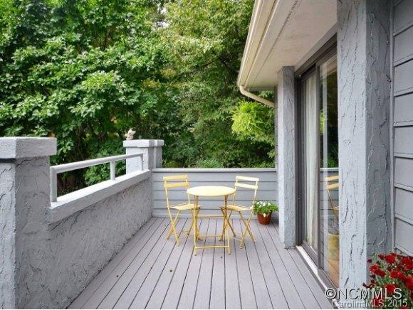 Riverknoll - Residential