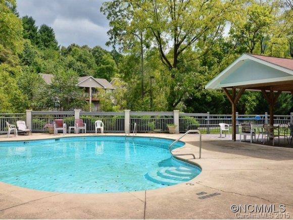 Riverknoll - Residential