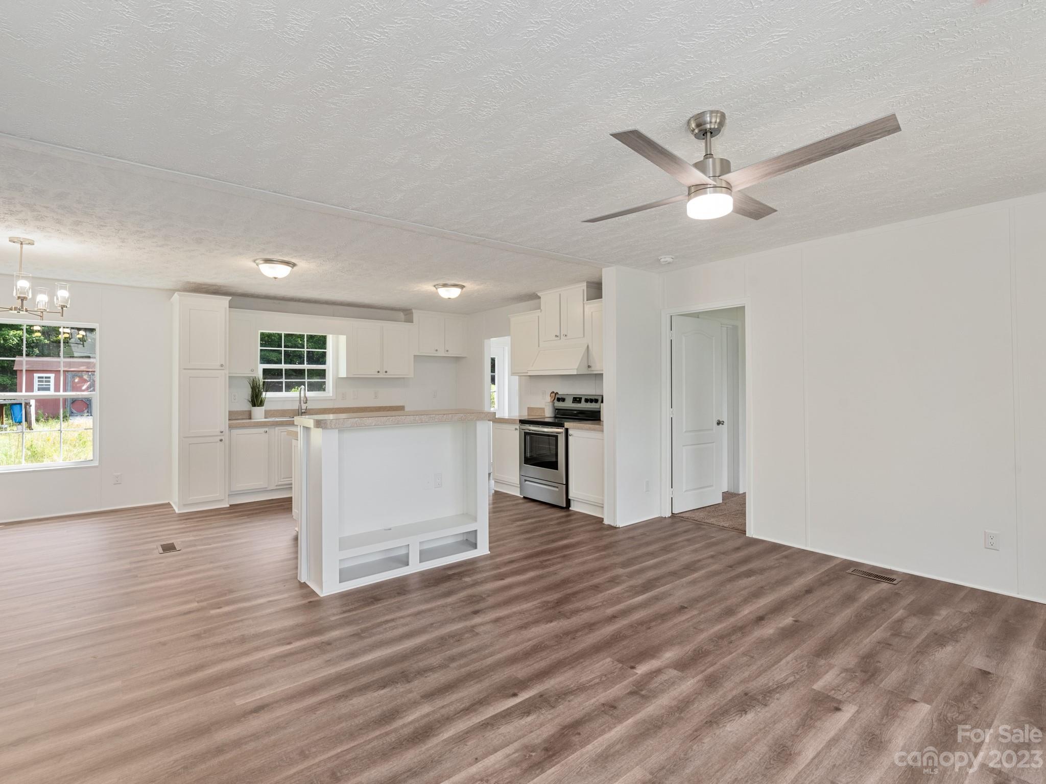 Cedar Bluff - Residential