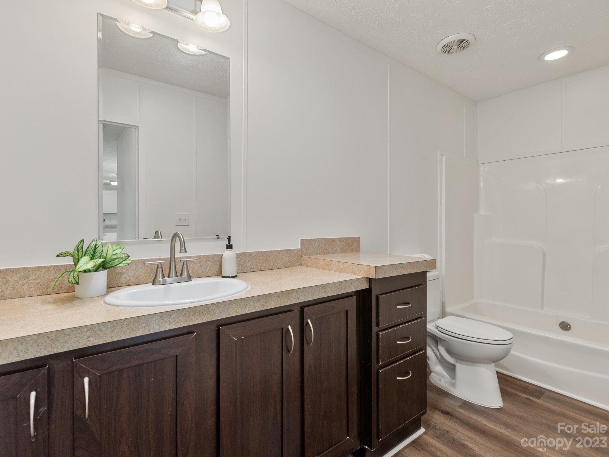 Cedar Bluff - Residential