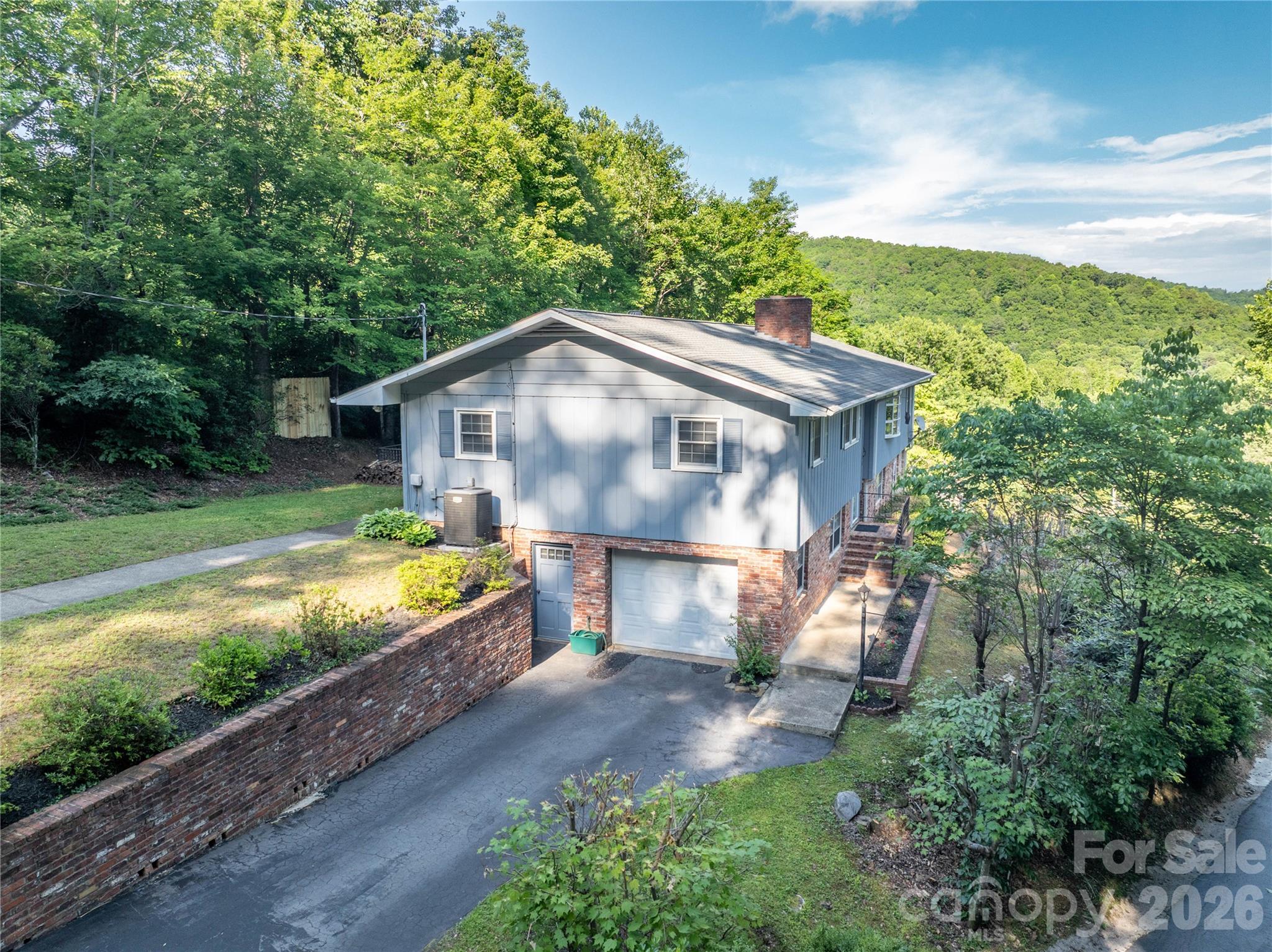 45 Mountain View Avenue