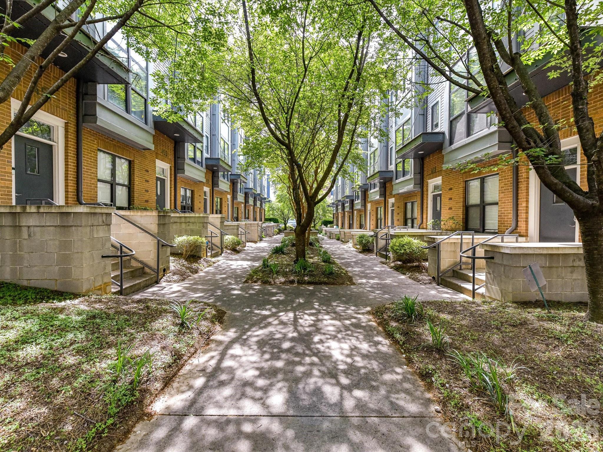 M Street - Residential