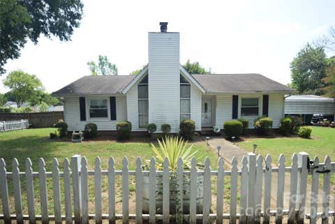 Photo of 12202 Charing Grove Lane, Charlotte, NC 28273 (MLS # 4412542)
