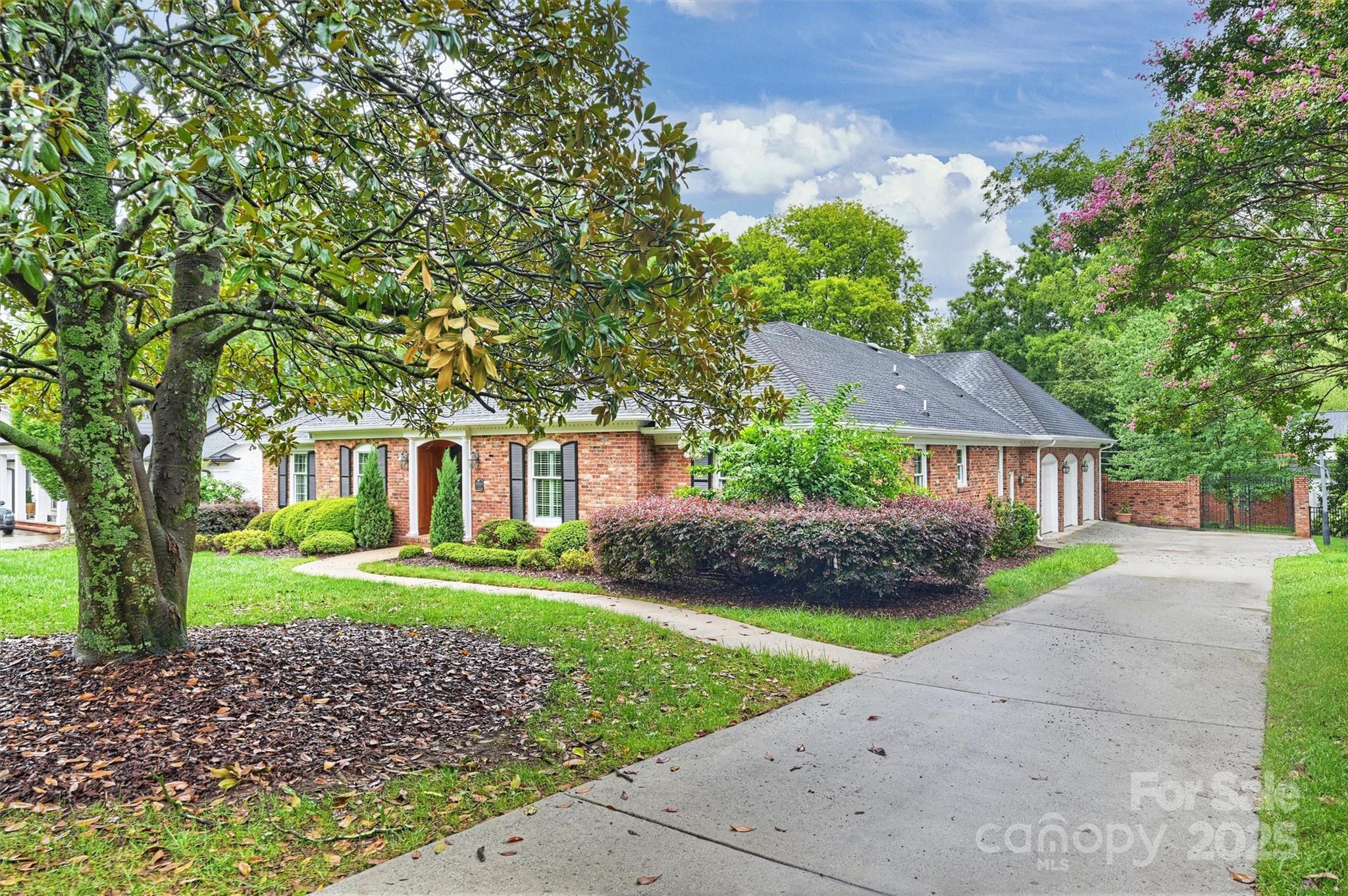 2900 Ferncliff Road