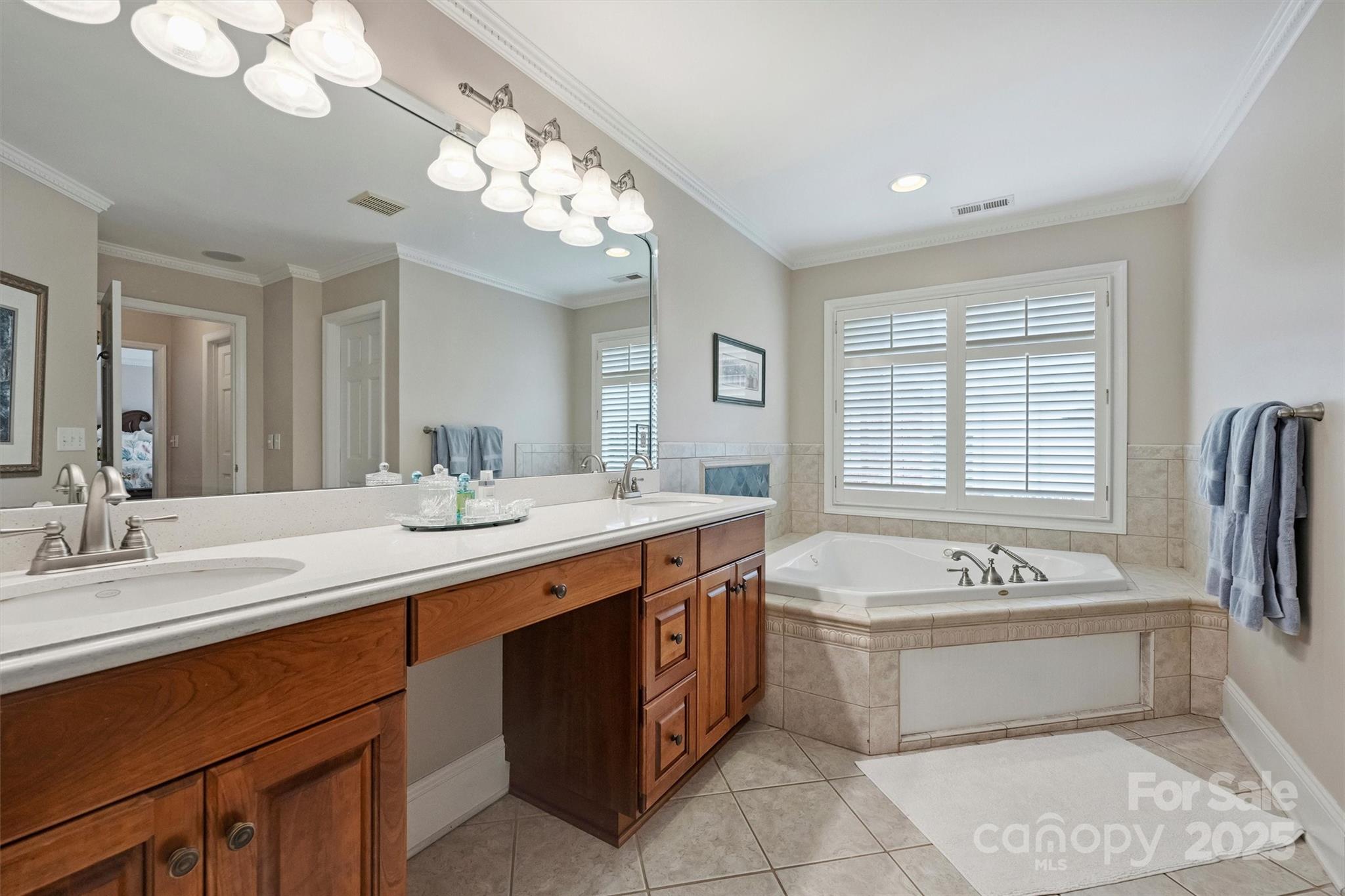 Deering Oaks - Residential