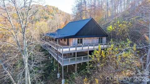 2381 Little Pine Road Marshall NC 28753