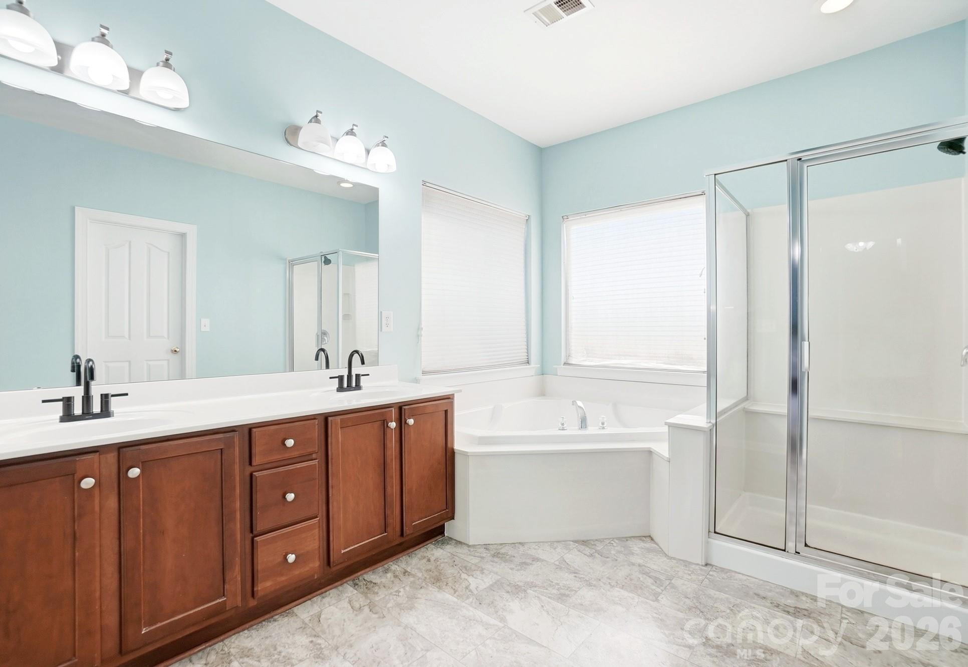 Brandon Oaks - Residential