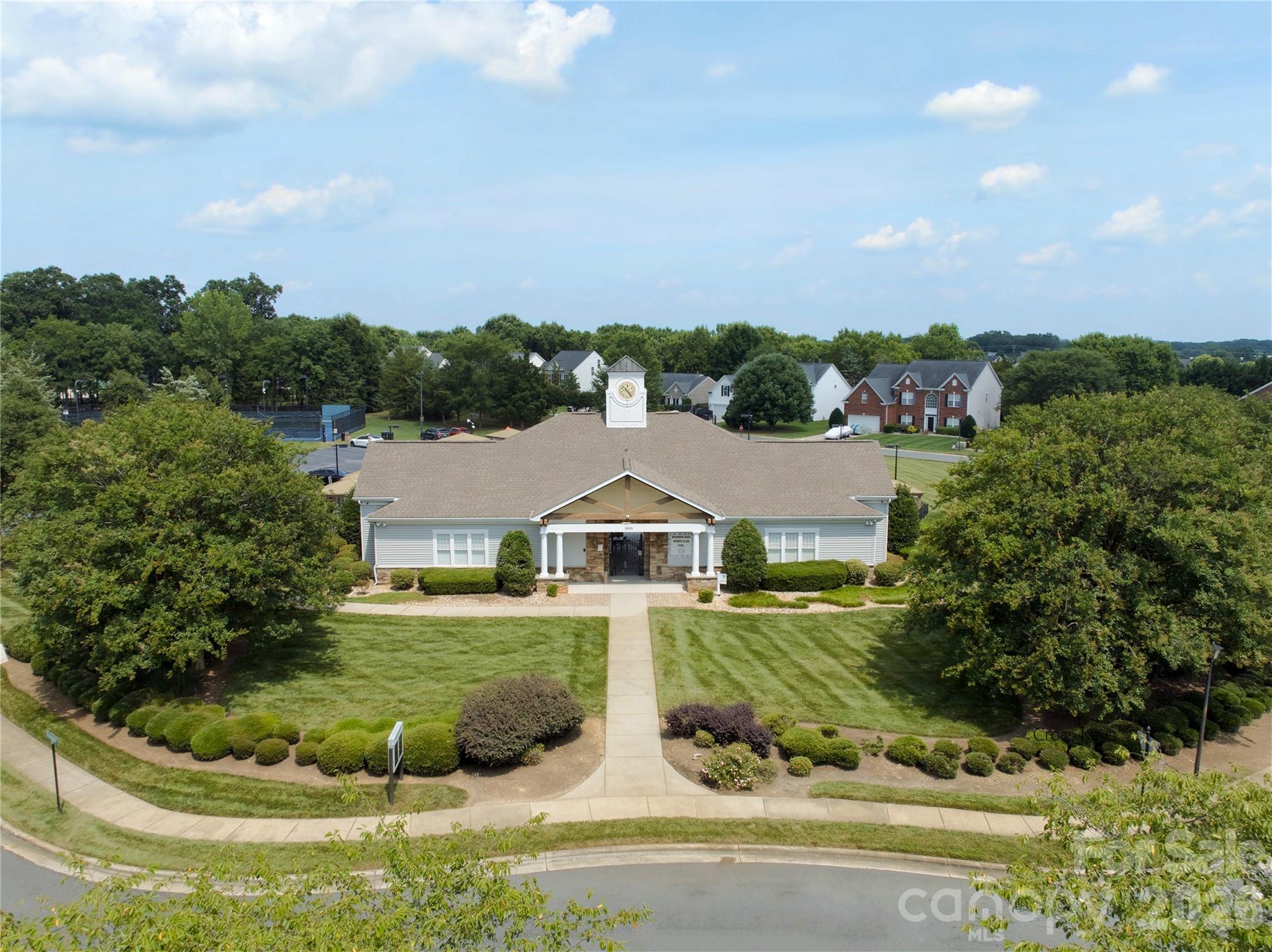 Brandon Oaks - Residential