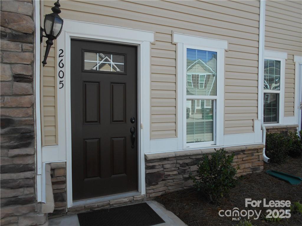 2605 Silverthorn Drive