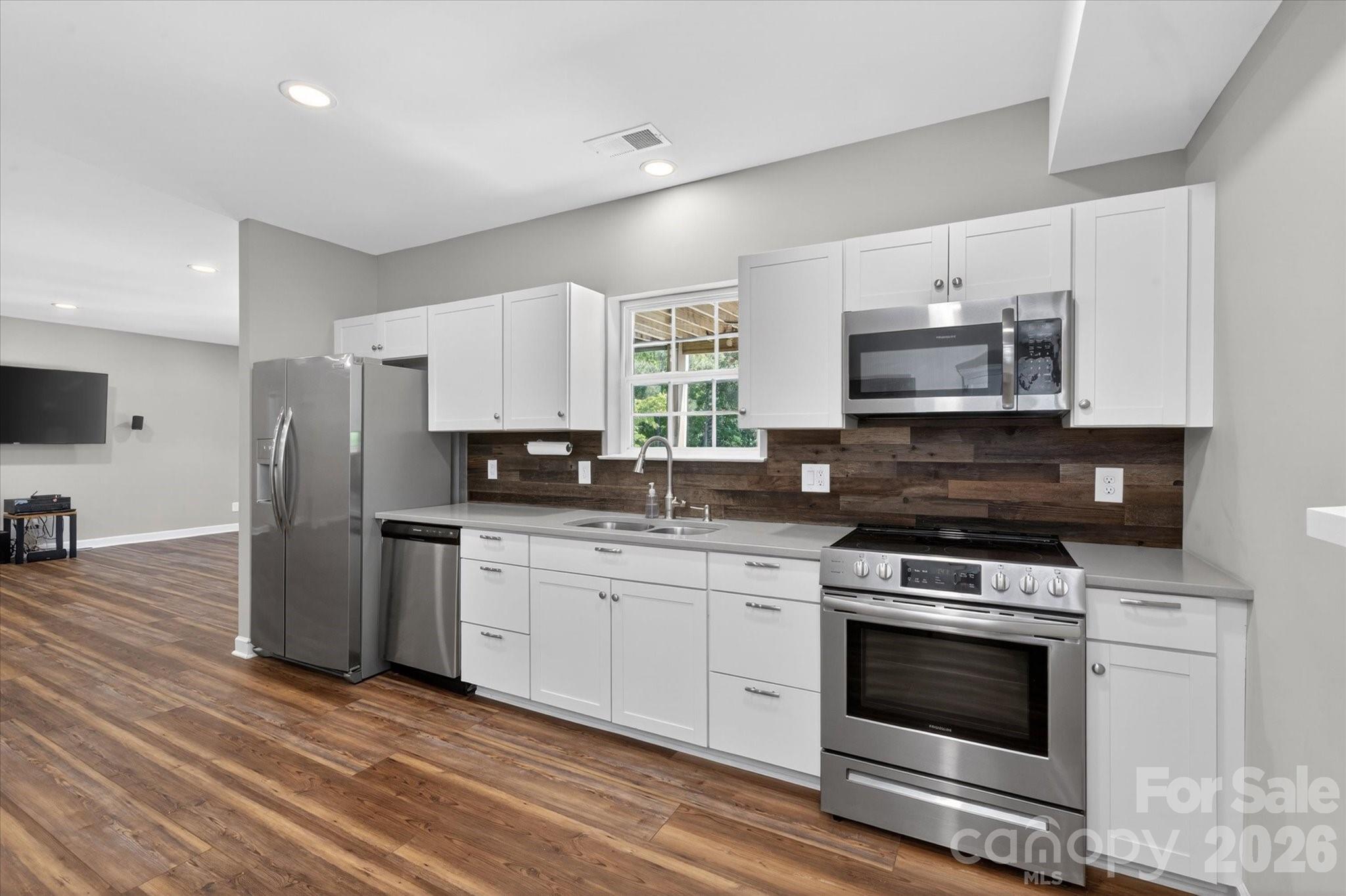 The Retreat at Rayfield - Residential