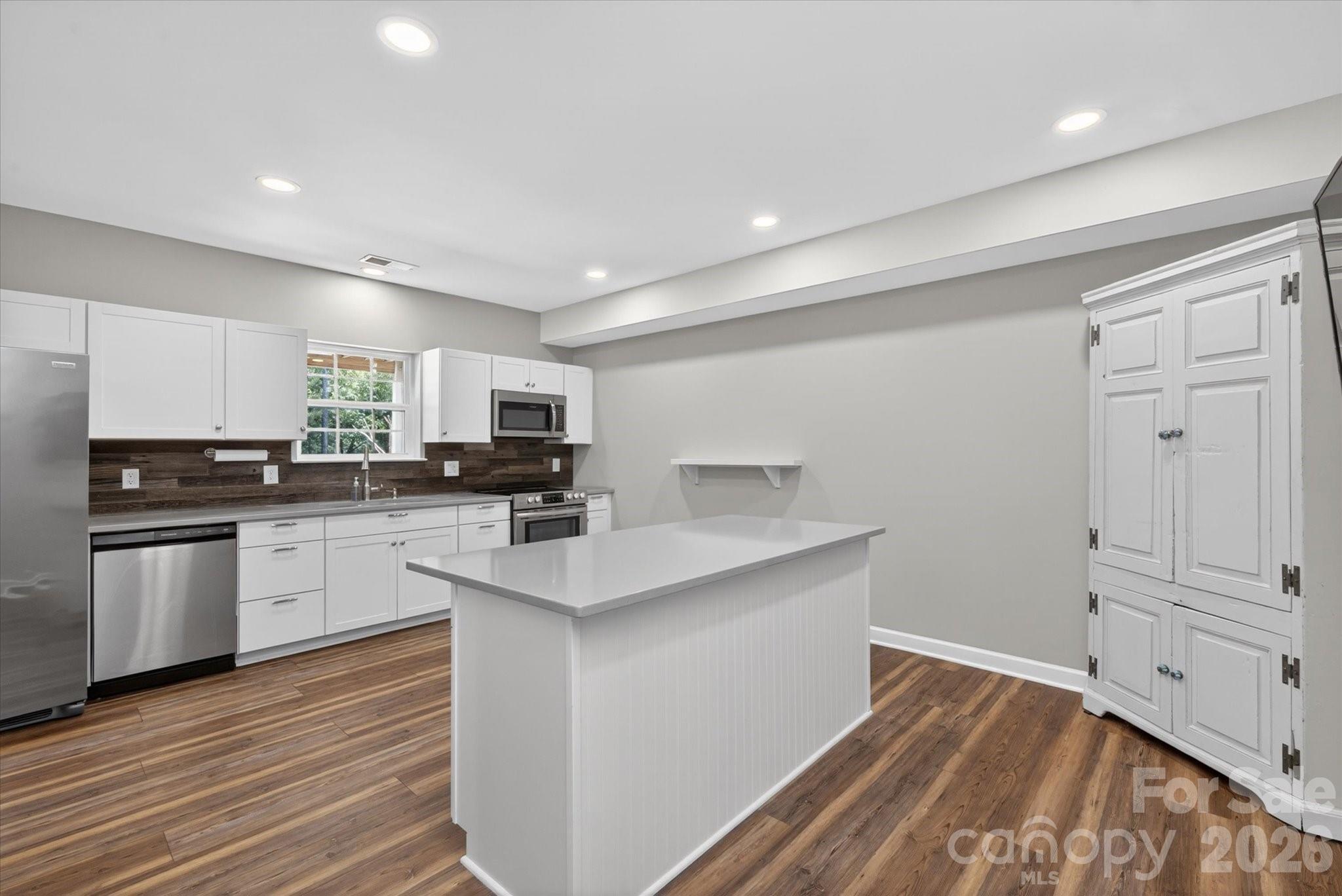 The Retreat at Rayfield - Residential