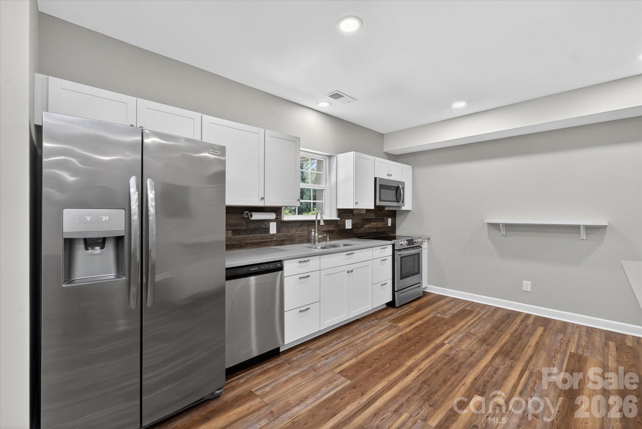 The Retreat at Rayfield - Residential