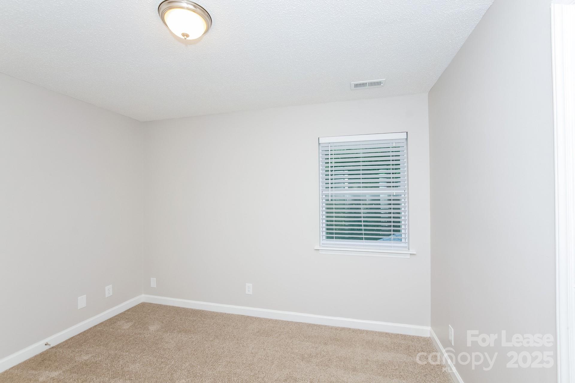 Ravenwood Estates - Residential Lease