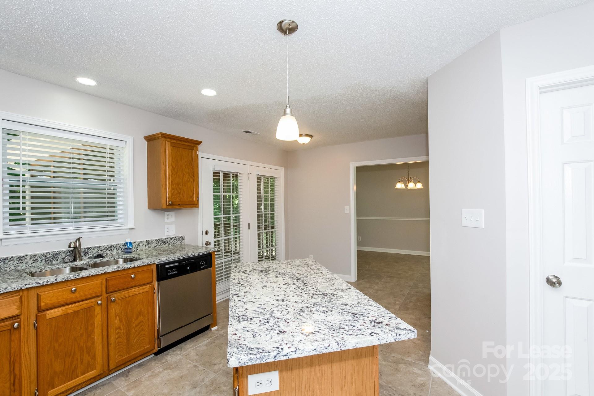 Ravenwood Estates - Residential Lease