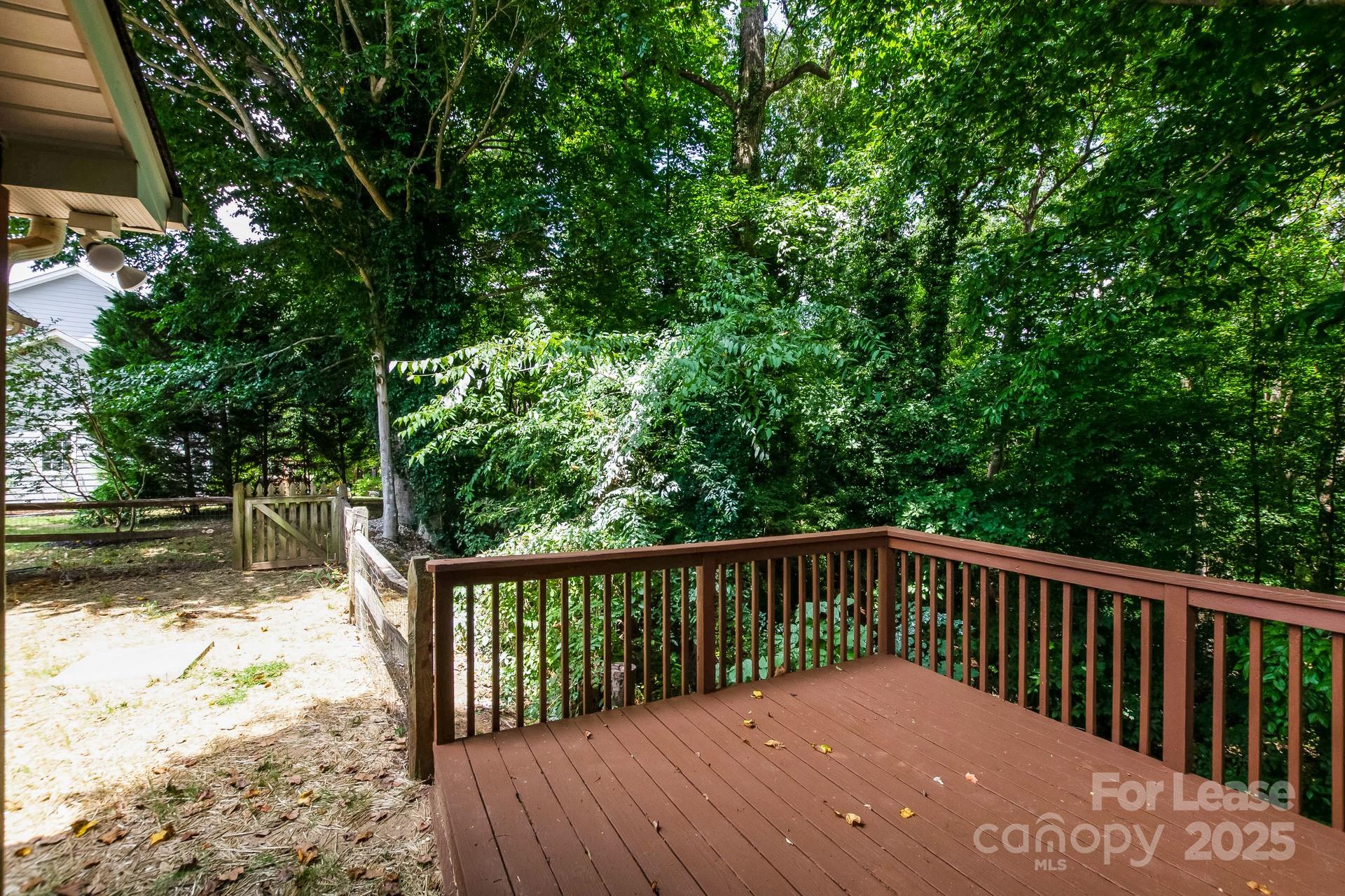 Ravenwood Estates - Residential Lease