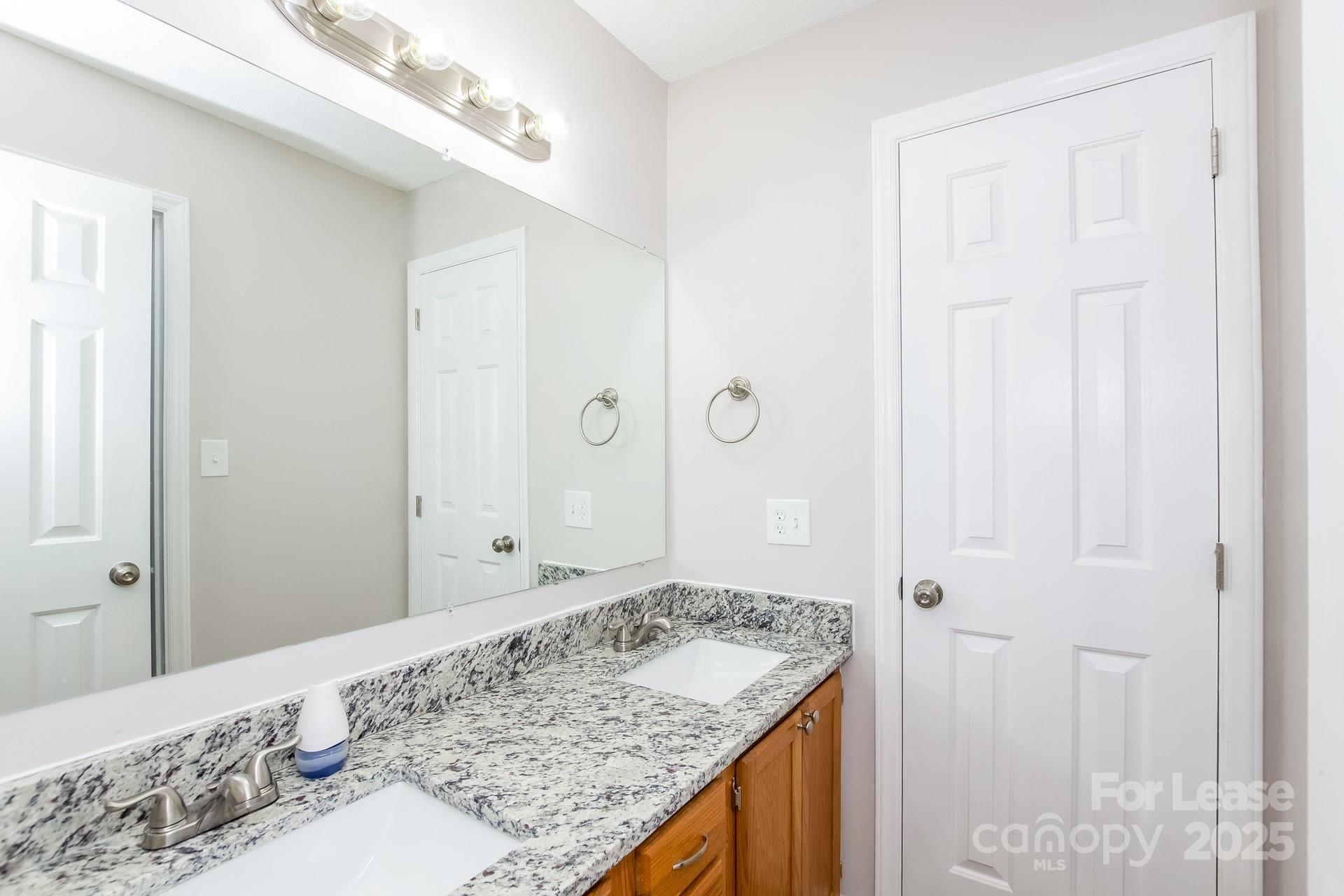 Ravenwood Estates - Residential Lease