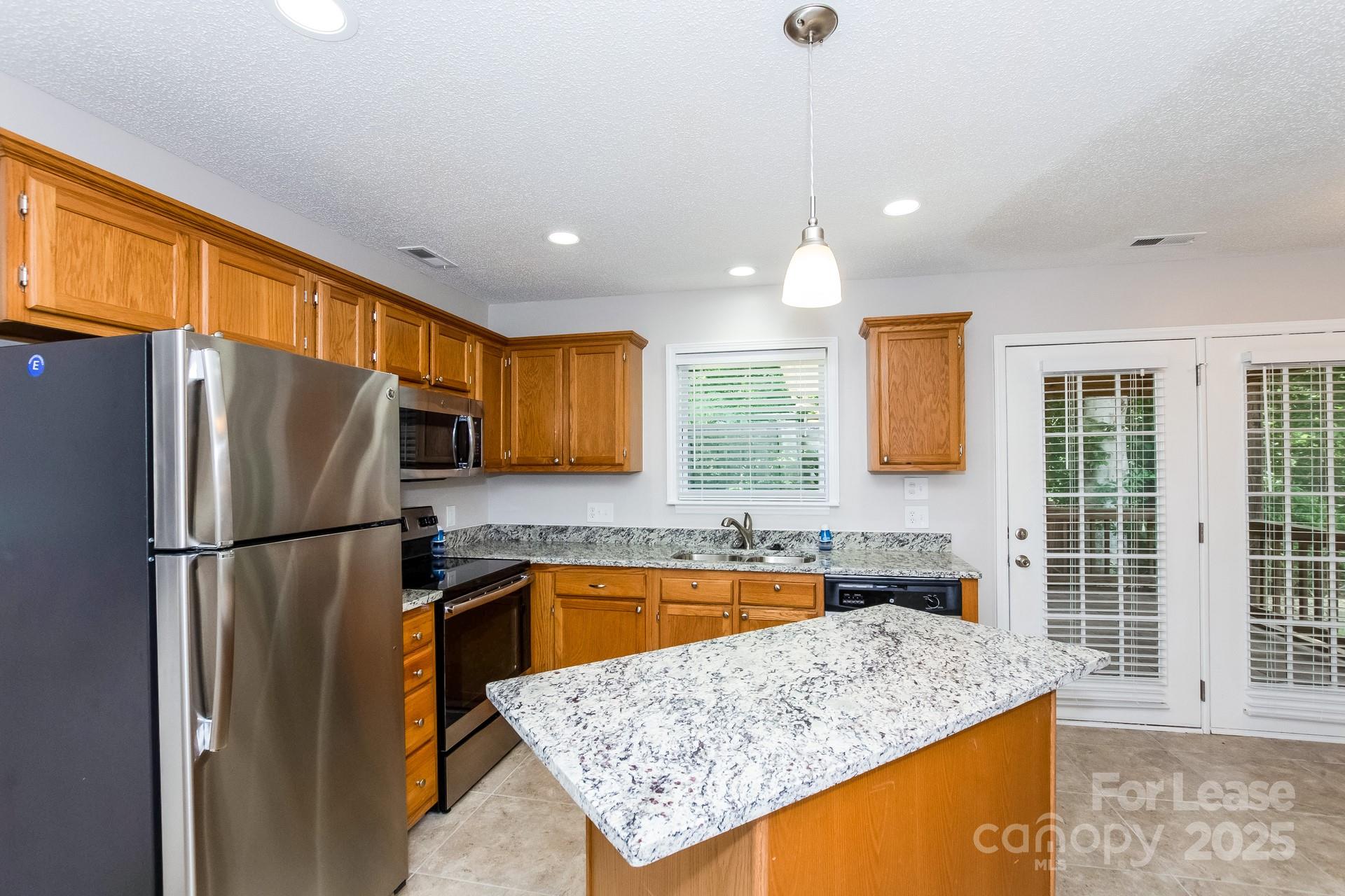 Ravenwood Estates - Residential Lease