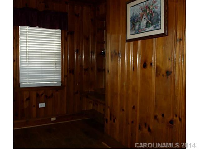 Seventeen Acres - Residential