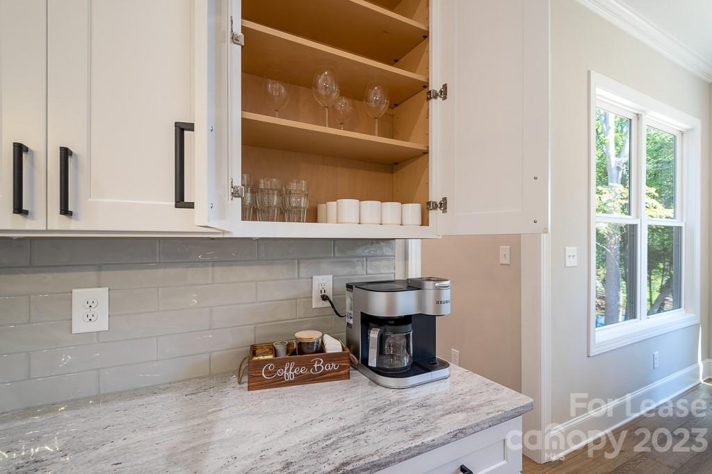 Morrison Point - Residential Lease