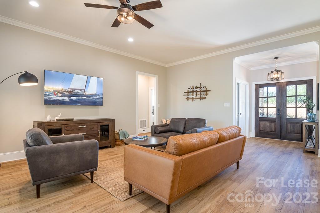 Morrison Point - Residential Lease