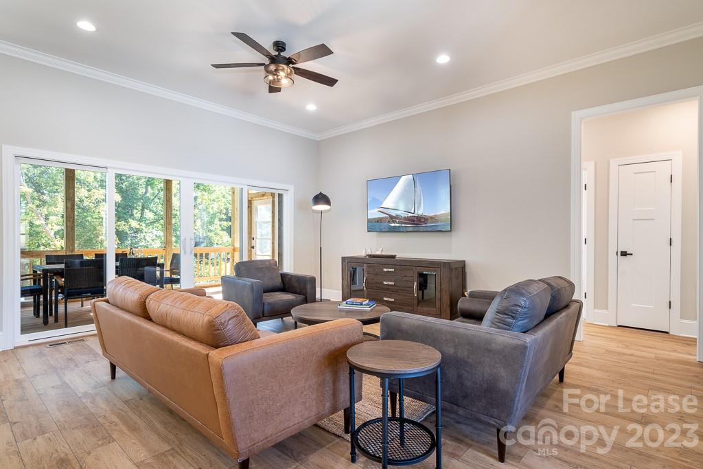 Morrison Point - Residential Lease