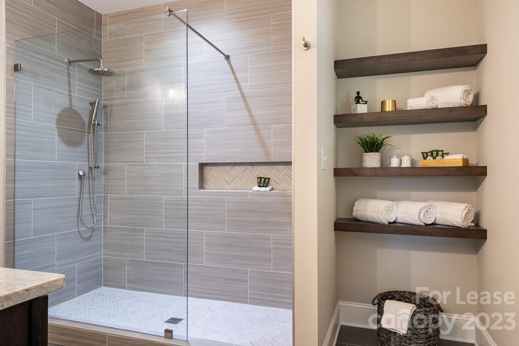 Morrison Point - Residential Lease