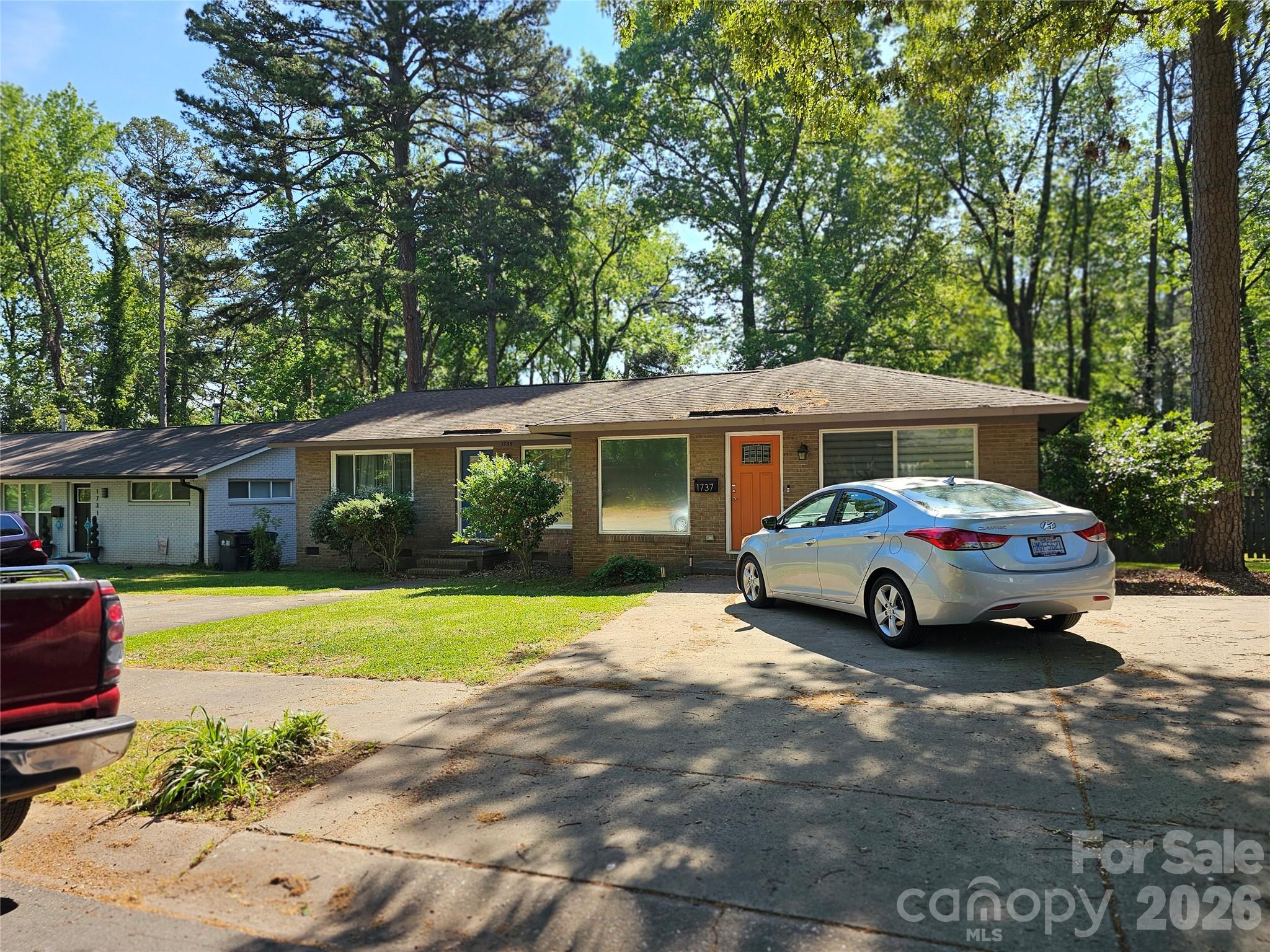 1735-1737 Herrin Avenue