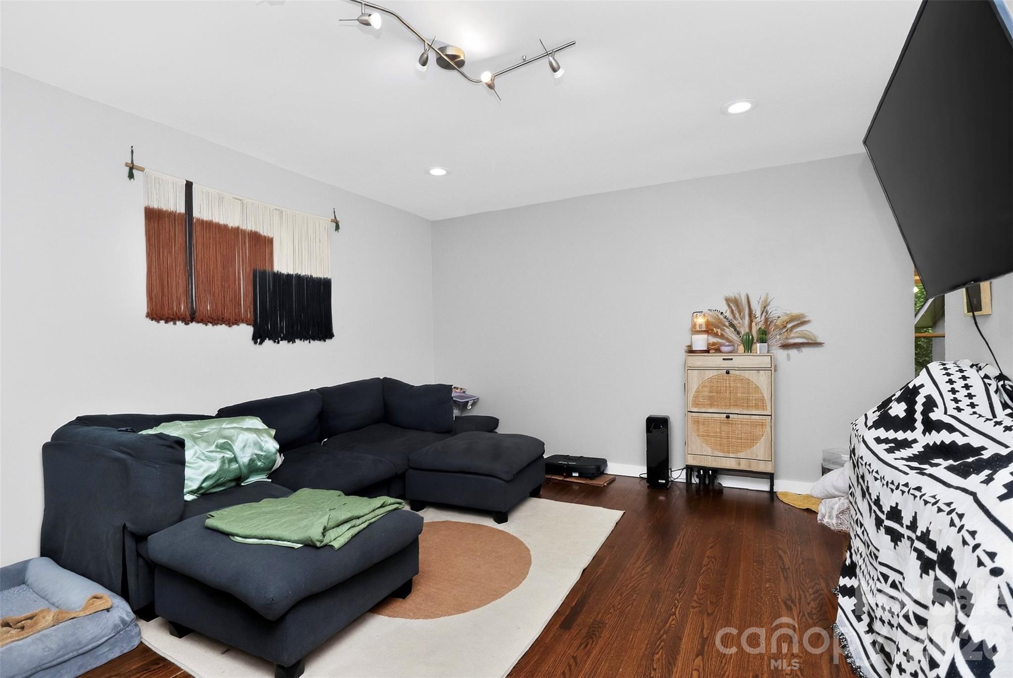 Shamrock Terrace - Residential Income