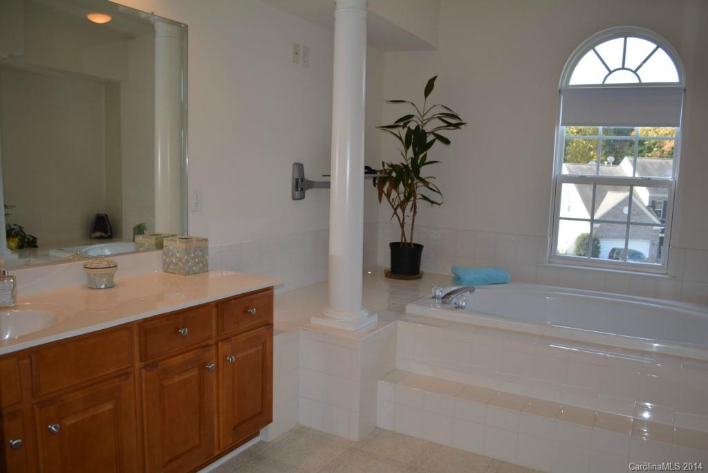 Sunset Pointe - Residential