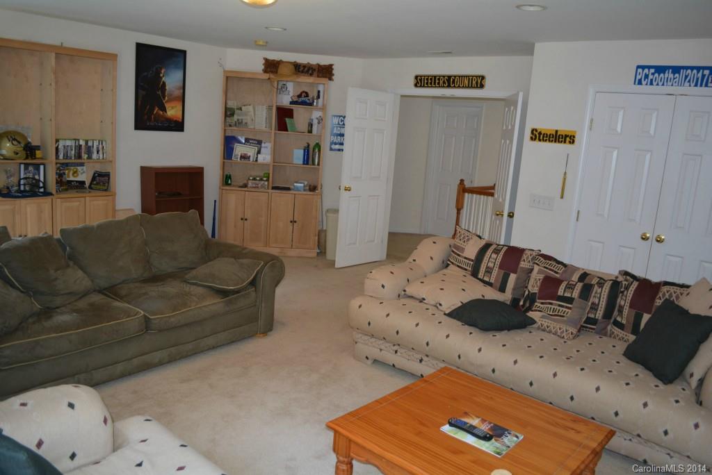 Sunset Pointe - Residential